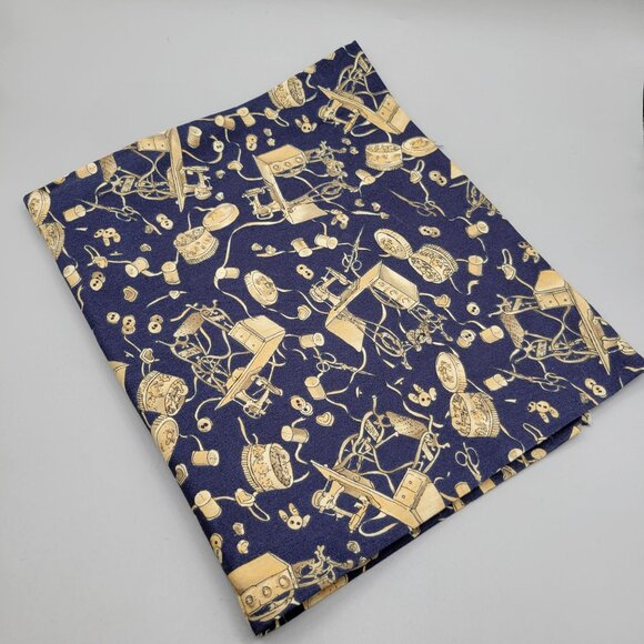 Sewing and Craft Themed Cotton Fabric 35 x 44 Blue and Cream - Picture 2 of 3